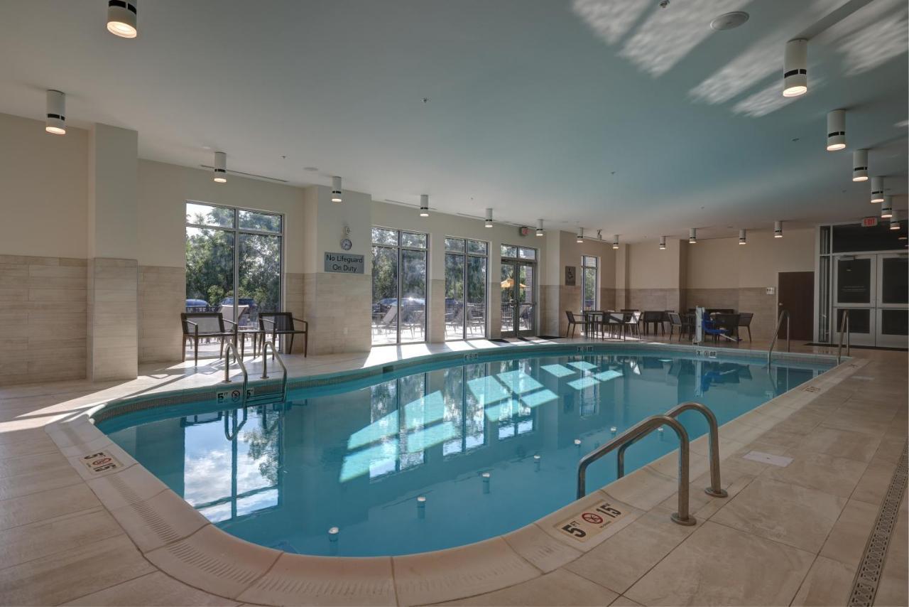 Courtyard By Marriott Iowa City University Heights Extérieur photo