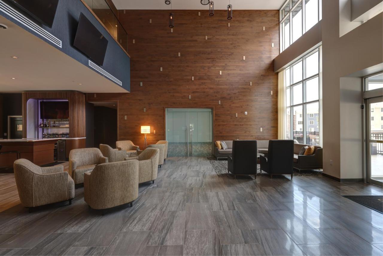 Courtyard By Marriott Iowa City University Heights Extérieur photo