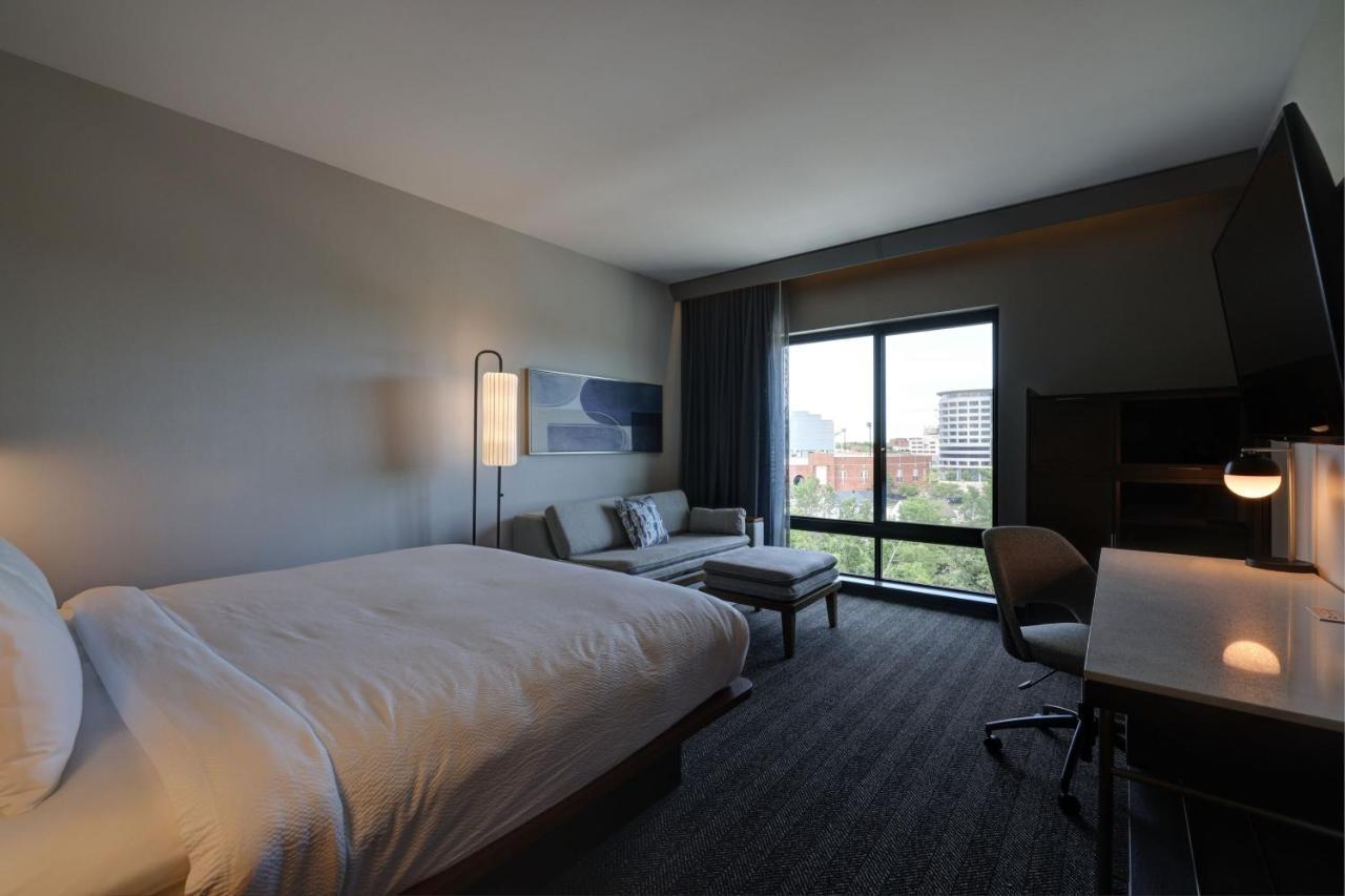 Courtyard By Marriott Iowa City University Heights Extérieur photo