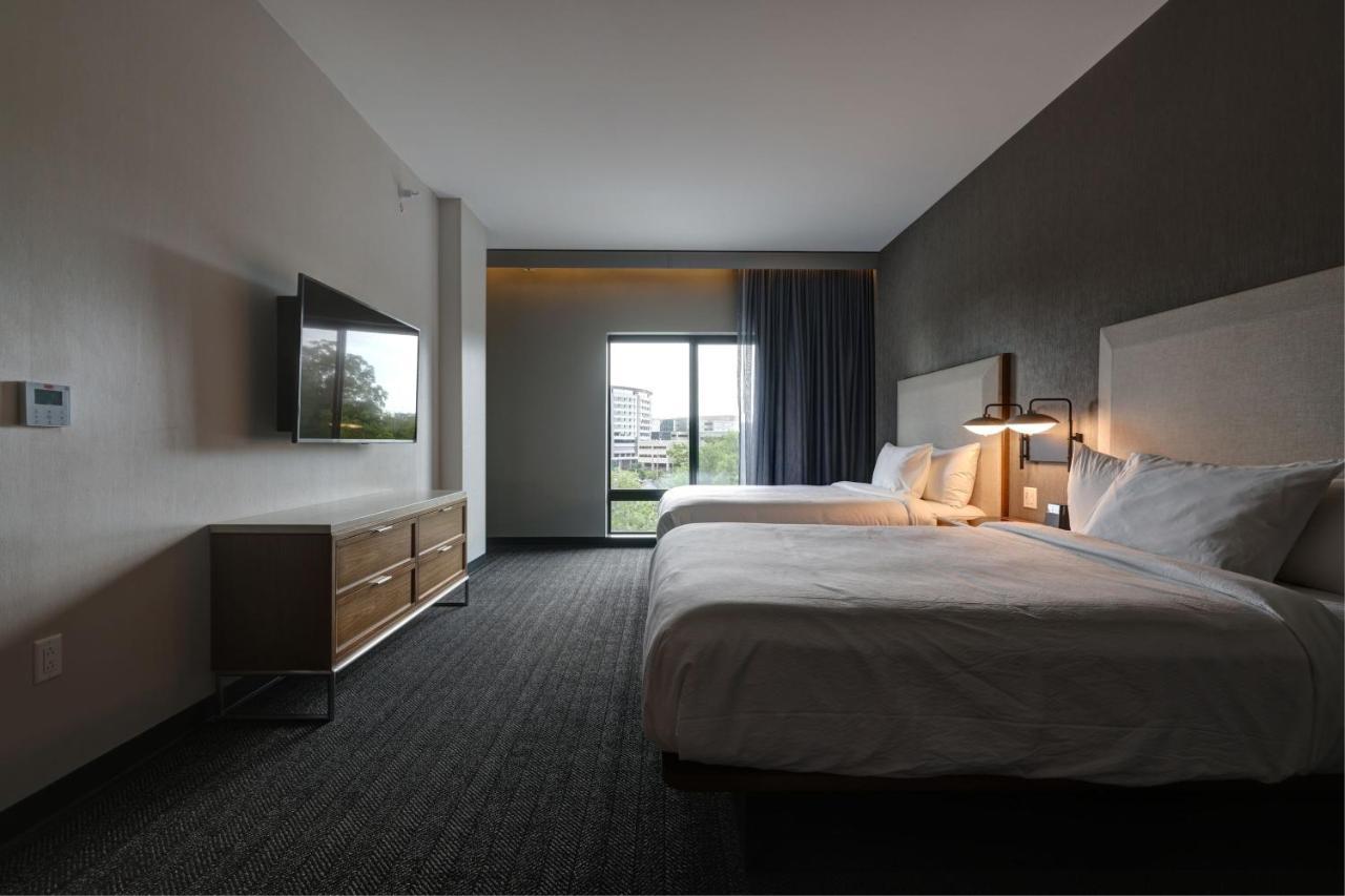 Courtyard By Marriott Iowa City University Heights Extérieur photo