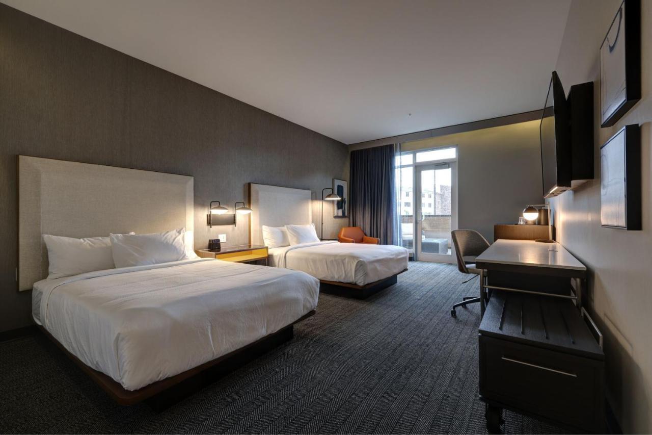 Courtyard By Marriott Iowa City University Heights Extérieur photo